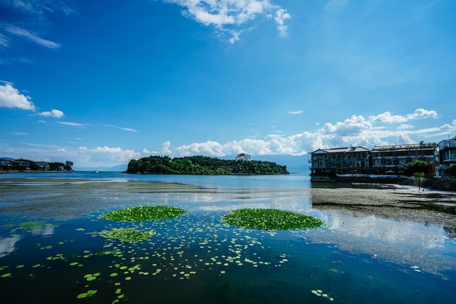 大理洱海穷游攻略：如何用有限预算畅享无限美景，探索云南最纯净的湖光山色与白族风情