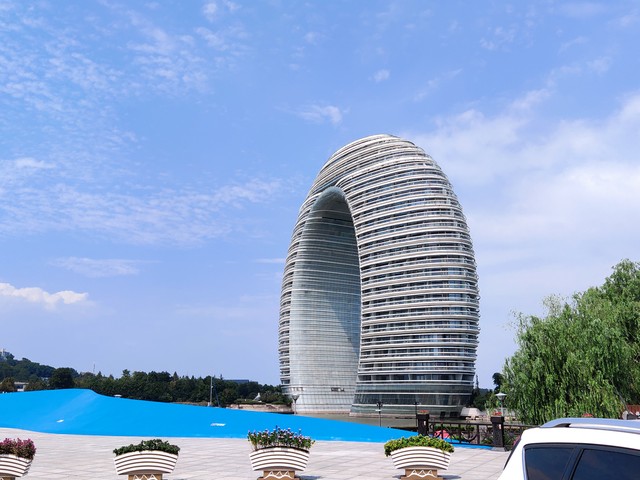 太湖三白价格大约多少？2024年最新行情大揭秘，带你直击太湖三白的鲜美与价值！