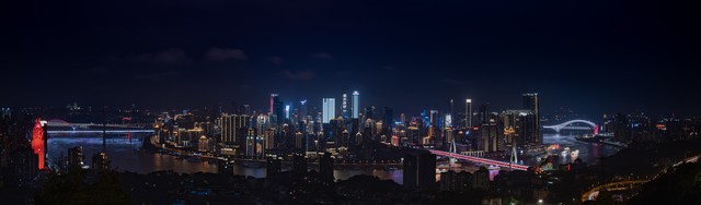 当大理遇上数据：一场数字与美景交织的奇幻之旅，2024年国庆假期400.2万人次、53.52亿元旅游总收入背后的秘密
