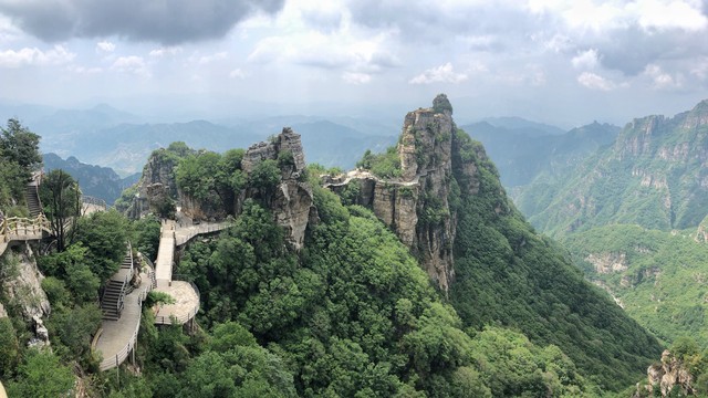 白石山在哪个城市？河北保定涞源县的自然奇观等你来探秘