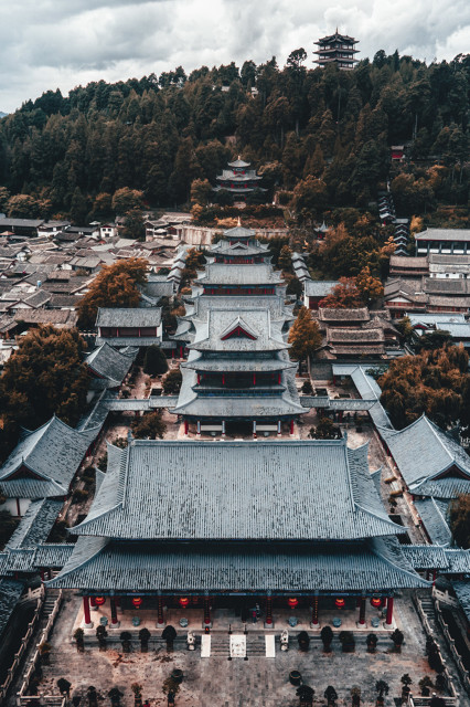 湛江到丽江机票最新动态：从浪漫海滨到诗意古城，一场说走就走的旅行正等待着你！