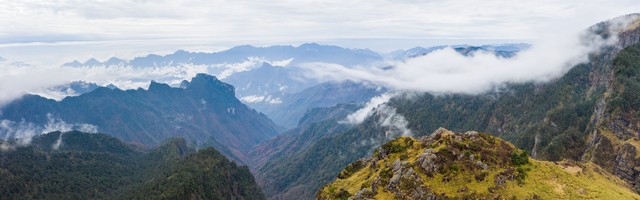 神农架海拨多少米？探秘华中屋脊的神秘高度与绝美风光