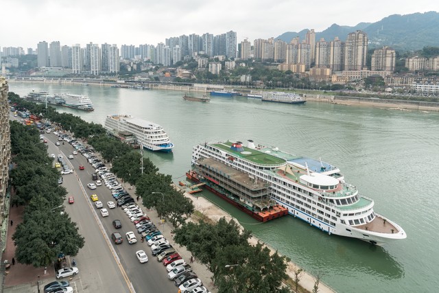 厦门到重庆要多久？从海滨之城直飞山城，3小时轻松跨越，体验不一样的中国之美！