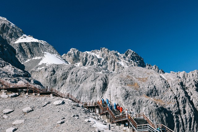 丽江什么山旅游好？玉龙雪山、狮子山、老君山，哪座山最让你心动？
