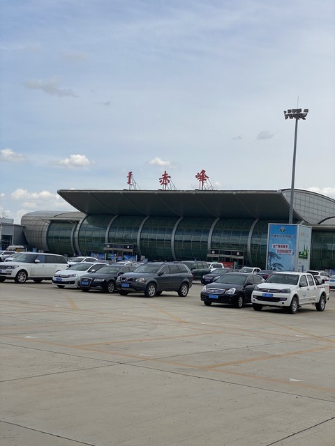 赤峰航班都有哪些？从赤峰出发，探索国内热门目的地，带你领略不一样的空中之旅！