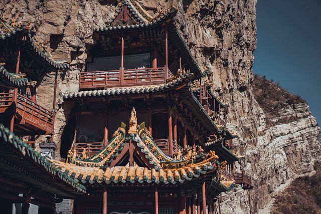 为什么去山西旅行？因为这里有着最动人的故事与最温暖的人情——探访华夏文明摇篮，感受千年古韵与现代活力交织的魅力