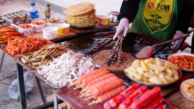 哪个城市小吃最多？探秘中国美食地图，从北京到成都，每一步都是味蕾的狂欢