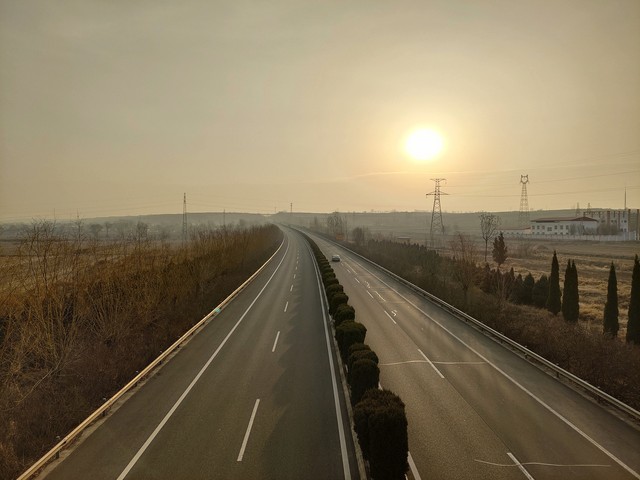 汕头至云南旅游线路：一段横跨千里的奇妙旅程，从海滨到高原，从都市繁华到自然美景，每一次呼吸都饱含诗意与远方