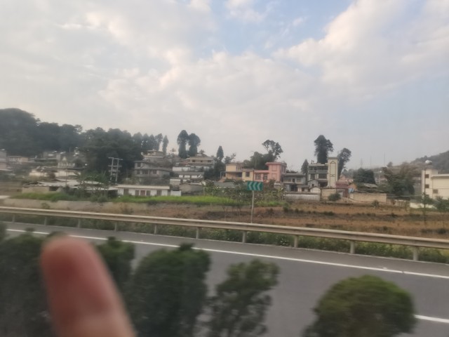 贵阳到镇雄要：一场说走就走的旅程，带你领略西南风情的魅力——从繁华都市到宁静乡村的快速通道，体验不一样的中国速度