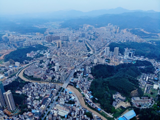 广宁县属于哪个市？探寻这座充满魅力的岭南古城，如何在时代浪潮中保持其独特韵味与活力