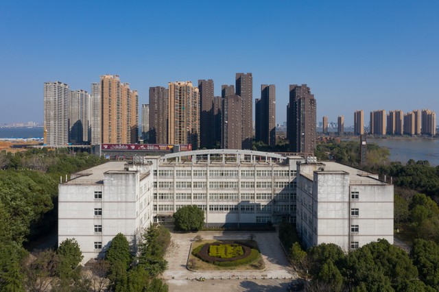武汉邮电学校怎么样？揭秘这所通信技术人才摇篮的真实面貌，感受这里的青春与梦想，探索不一样的学习之旅，让你的未来不再是梦
