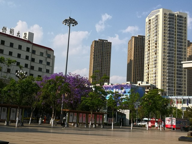 昆明波罗小区：从老旧小区到网红打卡地的华丽转身，这里的故事比你想象中还要精彩