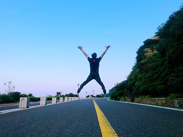 威海到云南旅游报团，一场说走就走的冒险之旅，你准备好迎接这份惊喜了吗？