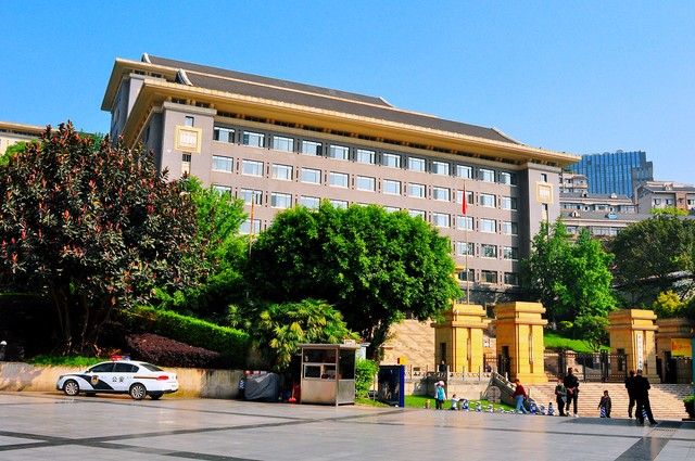兰州大学在哪个城市？揭开这座西北学府的神秘面纱，带你走进兰州的学术殿堂