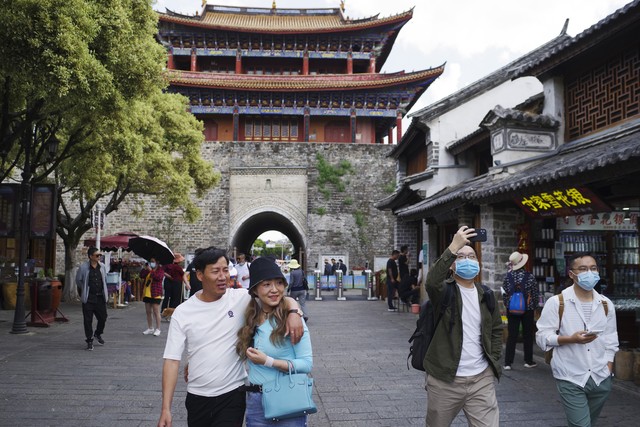 当大理古城双廊的距离成为一场说走就走的浪漫之旅，你准备好了吗？——从大理古城出发，穿越49公里抵达洱海边上的梦幻小镇双廊