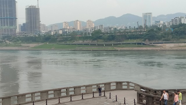 宜宾多久通高铁？2024年9月，渝昆高铁让宜宾到重庆只需50分钟！这将如何改变我们的生活？