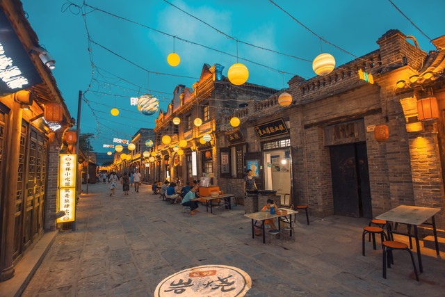 泰州寺巷为什么夜生活如此火爆，成为网红打卡地的秘密