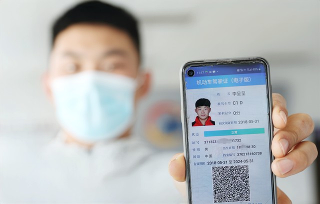 云南旅游带多少东西，这个问题让我想起了那次差点把行李箱撑爆的经历，你猜我带了多少？