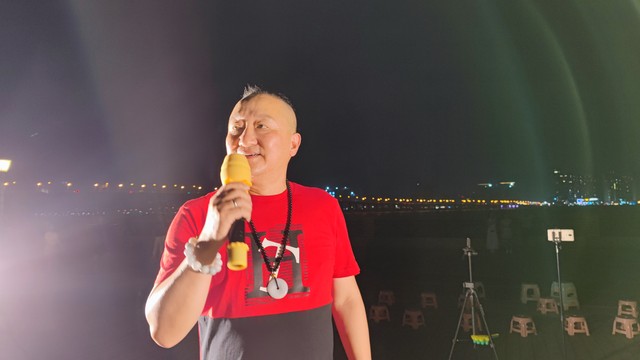 丽江康康歌曲：自由灵魂的旋律，带你穿越丽江的每一个角落