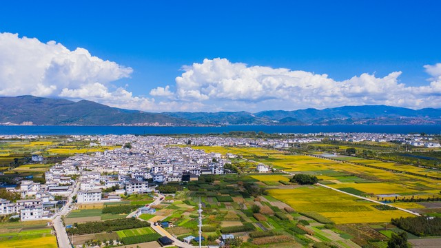 大理7月适合旅游攻略：夏日浪漫，遇见不一样的大理风情