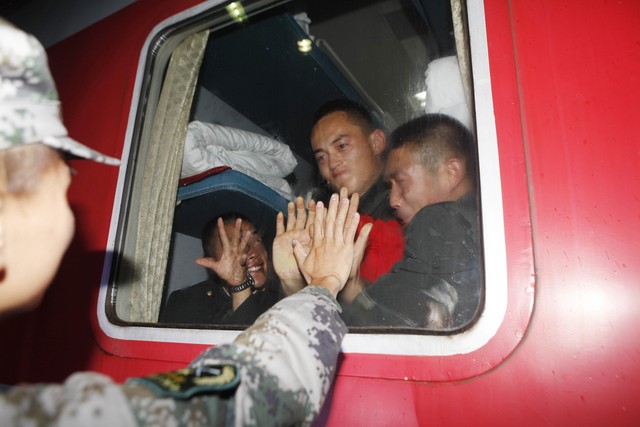 无锡昆明旅游景点大全：从太湖明珠到春城花都，一场跨越千里的诗意之旅