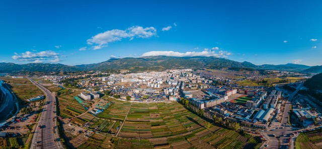 腾冲为什么极边：从“极边第一城”到“最适宜人类居住的地方”，这座边陲小城的传奇故事