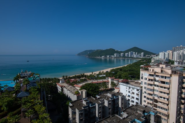 三亚12月份气温多少度？揭开冬季热带天堂的秘密，带你体验最温暖的冬天！