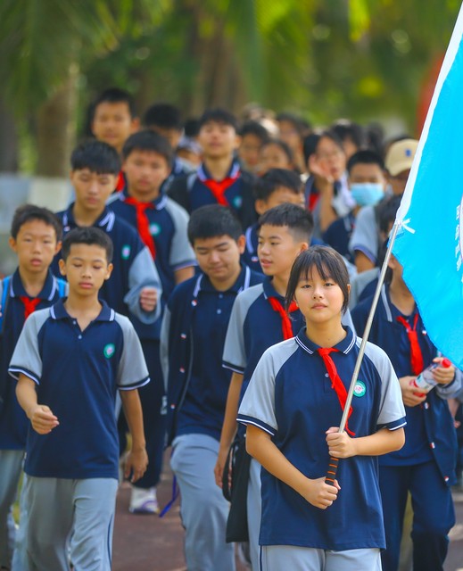 为什么我们要让孩子走出教室，踏上研学旅行之路？——探索新时代教育的秘密武器，让孩子们在实践中学习，在快乐中成长