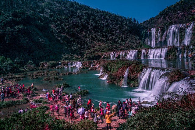 云南旅游社推：当“有一种叫云南的生活”遇上高铁游，七彩云南如何成为全国人民心中的诗与远方？