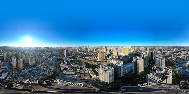 昆明到广南高铁时刻表：2024年末最值得期待的旅程，带你穿越云贵高原的美景与惊喜！