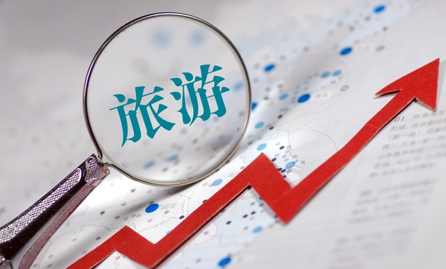 当你站在世界地图前，手指轻点，心中想着下一次旅行的目的地，是否也曾犹豫不决？旅游为什么选择众信？因为这里不仅有专业的服务，更有那些让你心动的理由。