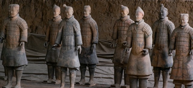 为什么兵马俑都面向东方，背后隐藏着怎样的秘密？