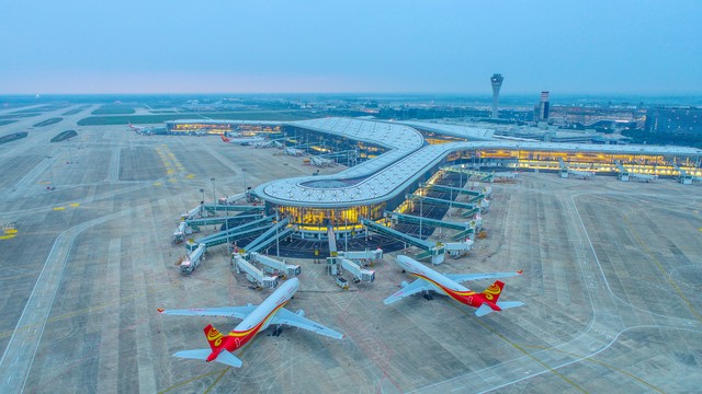 当飞机场如何取票遇上现代旅行：从慌乱到从容的华丽转身，你准备好了吗？