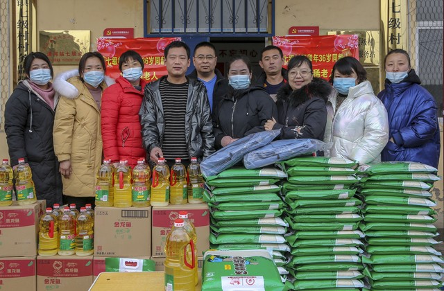 昆明爱心公寓：爱心团队携手共筑老年乐园，温暖行动点亮夕阳生活