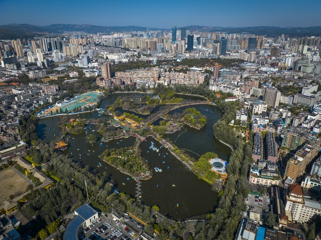 昆明春城花园天鸿酒店：闹市中的静谧绿洲，你的下一站旅行栖息地