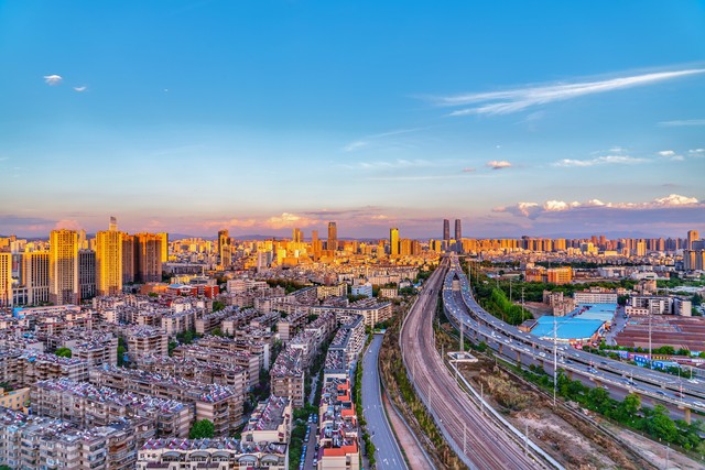 昆明市有多少旅游景点？2024年最新数据告诉你，这座春城到底藏着多少宝藏景点！