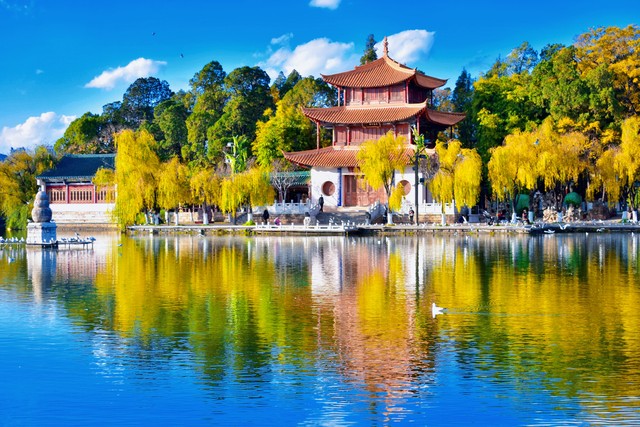 云南旅游哪有线路最好？揭秘云南最不容错过的旅行路线，带你感受不一样的云南！