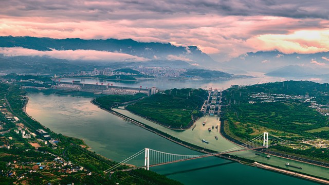 宜昌到重庆的船票多少钱？2024年最新三峡游轮票价信息全知道，让你轻松规划一次难忘的长江之旅