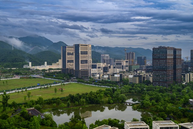 磐安到杭州要多久？揭秘高铁开通后的时空压缩之旅，带你感受速度与激情！