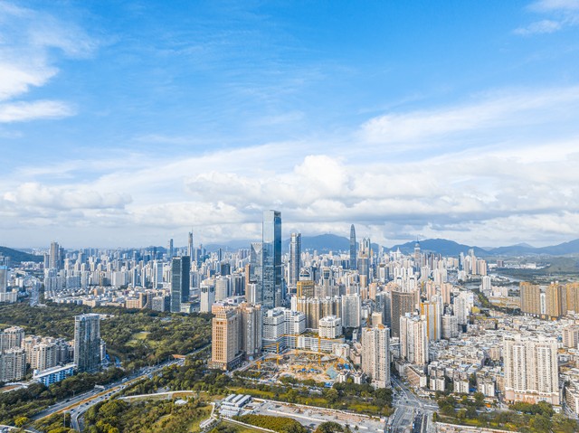 深圳出发香格里拉旅游：从繁华都市到神秘仙境的奇幻之旅，你准备好迎接这场心灵洗礼了吗？