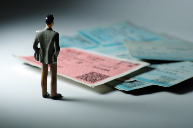 云南旅游业年收入多少？2023年云南旅游业实现历史性突破，总收入达到1.4万亿元，成为全国旅游经济的明星省份！