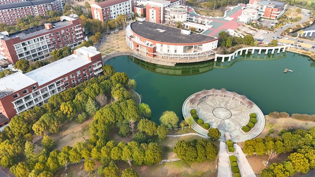 扬州有哪些大学？2024年最新最全的扬州高等教育机构大揭秘，带你看懂这座城市的学术宝藏！