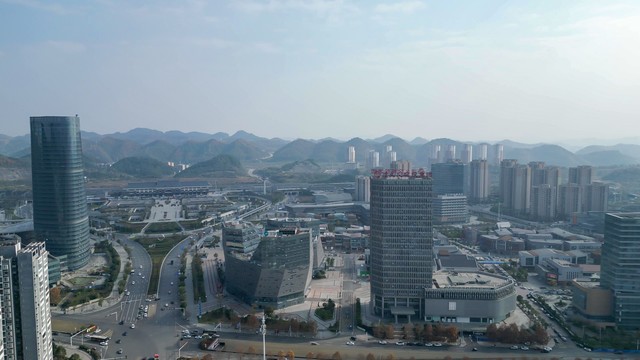 兴仁到贵阳要多久？揭秘这条路上的故事，带你感受贵州速度与风景的完美结合！