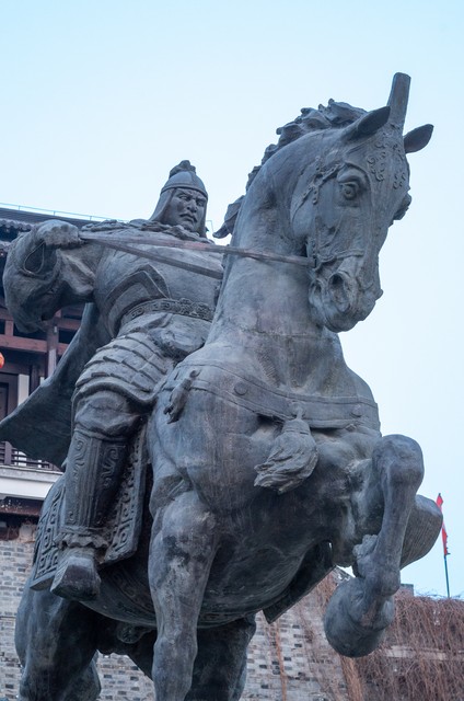 详细阅读:项羽为什么只用亲属?揭秘背后隐藏的真相,你可能从未想过! 项羽为什么只用亲属?揭秘背后隐藏的真相,你可能从未想过!