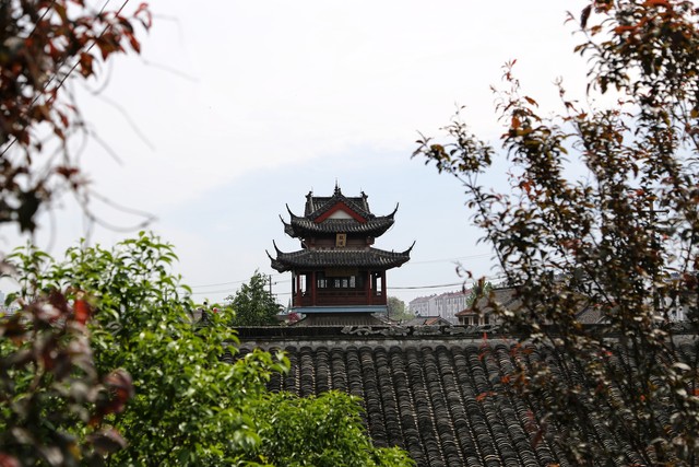 为什么建秦王宫？带你走进这座12亿人民币打造的奇迹之城，横店影视城里的时空穿越者
