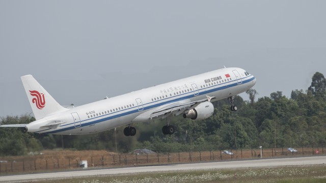 为什么成都航空？从繁忙的双流到崛起的天府，成都航空的崛起之路