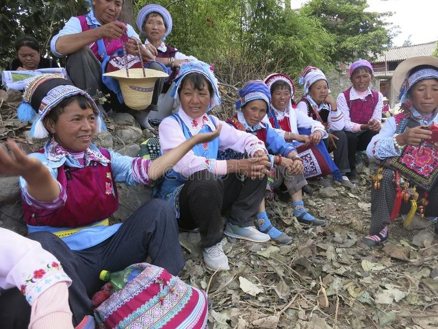 当云南省少数民族文化作品遇上云端：一场跨越时空的文化盛宴，带您领略云南多民族风情的独特魅力，见证古老传统与现代科技的完美融合