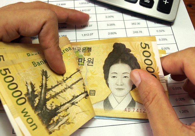 韩国工作签多少钱？2024年最新政策下，一个真实案例告诉你从准备到拿到签证的全过程