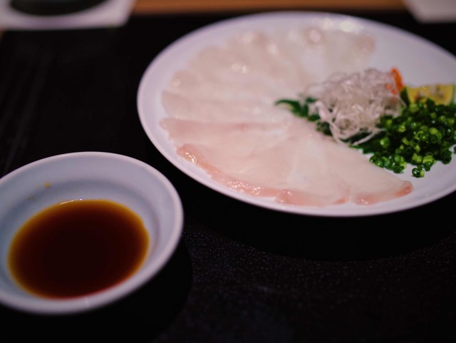 河豚为什么鲜，揭秘这道美味背后的秘密武器，让你从此爱上河豚的独特风味
