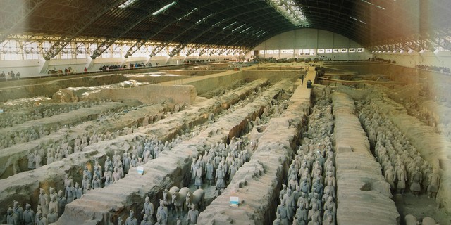 秦始皇陵 多久：穿越时空的神秘之旅，从古至今未解之谜，探寻千古一帝的不朽传奇